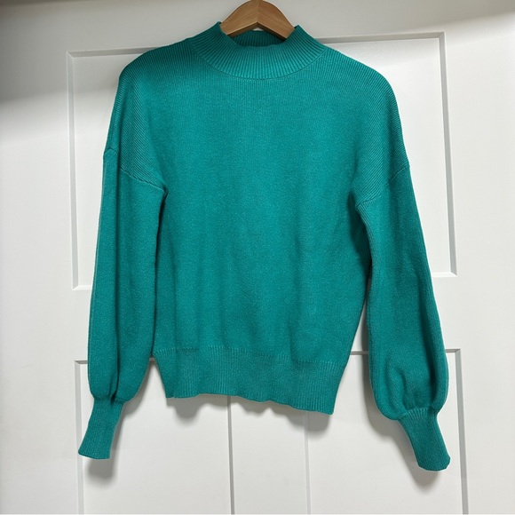 NEW Ribbed Knit Pullover Sweater Size S - Picture 2 of 9